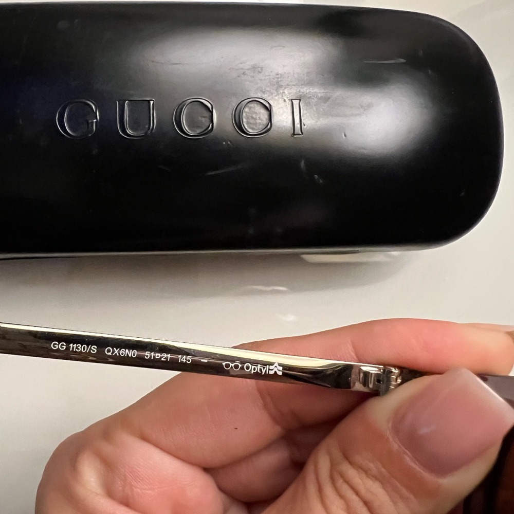 Gucci Sunglasses - Picture 3 of 7